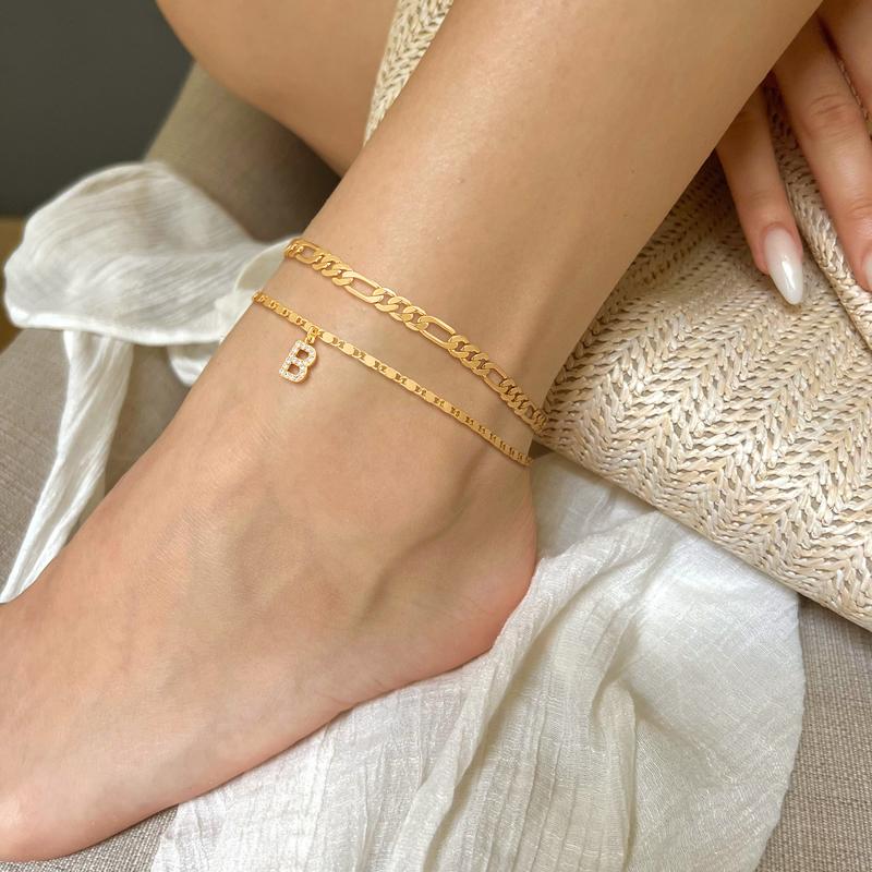Set Ankletit hienolla ketjulla ja kirjoitus charmia