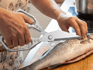 Krachtige en veelzijdige gevogelteschaar voor in de keuken – stevige en duurzame keukenschaar voor het knippen van vlees en botten