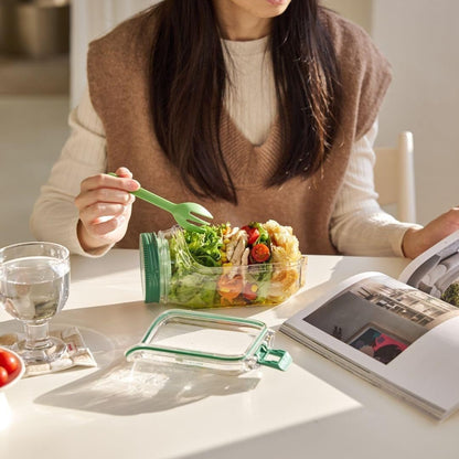 Saladebox to Go - Lekvrije Lunchbox met Vakken & Dressing Bakje (Vaatwasserbestendig)
