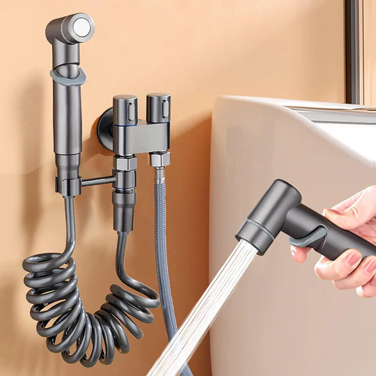 Bidet Sproeier Set voor Toilet – Hygiënische Handdouche & Reinigingsspuit