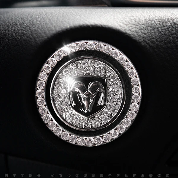 Elegante sierring voor de startknop van de auto