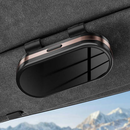 Auton silmälasipidike