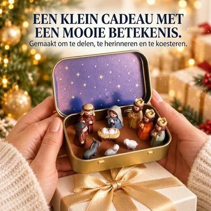 Draagbare mini kerststal in metalen blikje – Handgemaakt kerstspel in zakformaat
