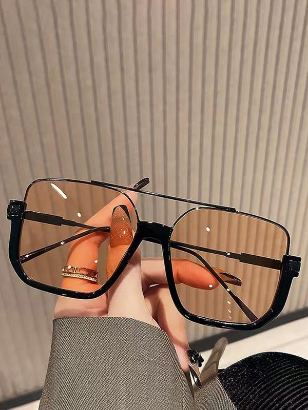 Universaali Aviator-aurinkolasi