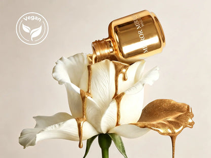 Glanzende metallic nagellak met spiegeleffect