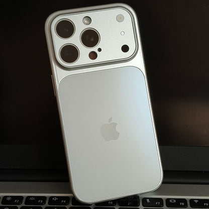 MagSafe Case met Camera Protector