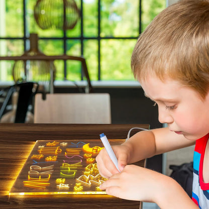 DoodleGlow™ Magisch LED Tekenbord - Lichtgevend Tekentablet voor Kinderen (Incl. Stiften & Sjablonen)