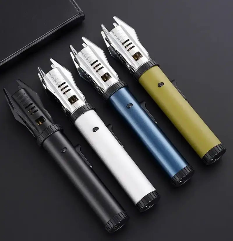 Myrskysytytin tehokkaalla suihkuliekkillä