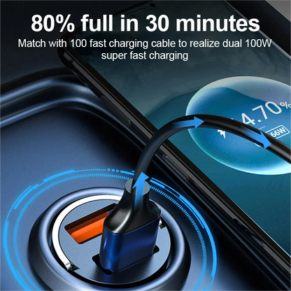 Autolaturi, jossa on USB-C- ja USB-A-pikaliitin